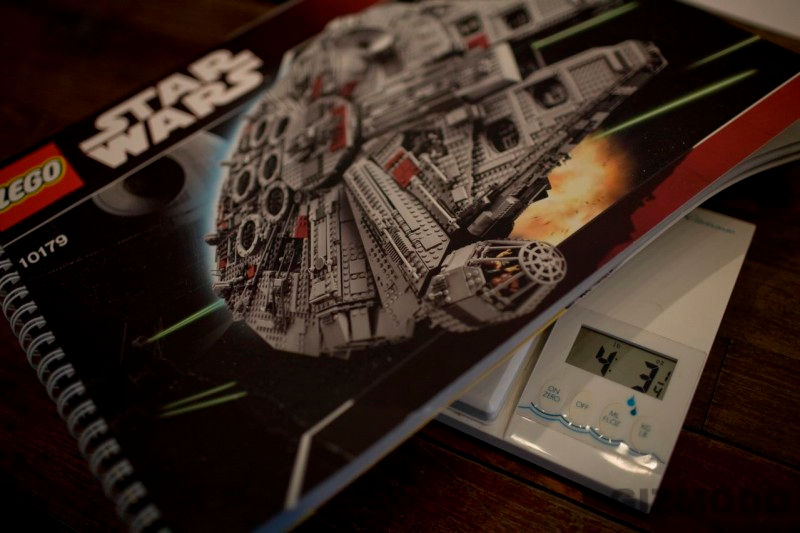Illustration for article titled LEGO's Ultimate Collectors Millennium Falcon Unboxed, Now Shipping with 4-pound Manual